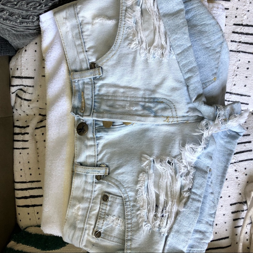 One Teaspoon Bandit Crop shorts